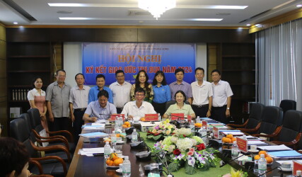 Hội nghị Ký kết Giao ước Thi đua năm 2024 của các đơn vị Khối Viện, Phân viện Trung ương trên địa bàn tỉnh Khánh Hòa