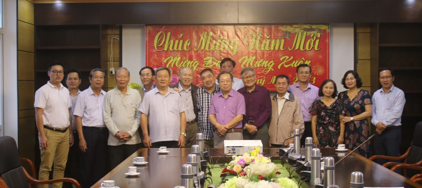 Gặp mặt các đồng chí nguyên lãnh đạo, trưởng Phó phòng  đã nghỉ hưu nhân dịp Xuân Quý Mão 2023