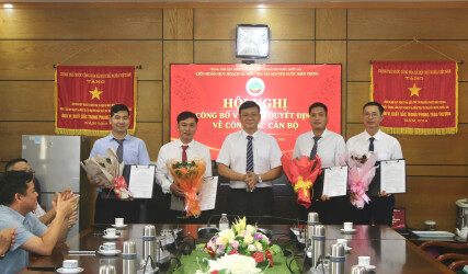Liên đoàn Quy hoạch và Điều tra tài nguyên nước miền Trung tổ chức Hội nghị công bố và trao Quyết định về công tác Cán bộ