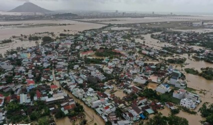 Trận lũ lịch sử xóa nhòa nhiều kinh nghiệm sinh tồn tại Nam Trung Bộ