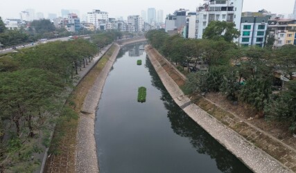 Đầu tư xây dựng công trình khẩn cấp bổ cập nước từ sông Hồng vào sông Tô Lịch