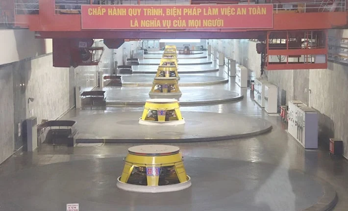 anh3thuydienhoabinh2552201-175236-560-211314.webp