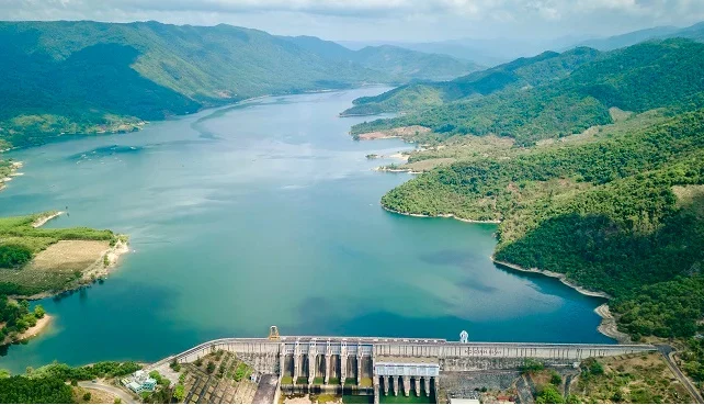 bao-dam-an-ninh-nguon-nuoc-truoc-thach-thuc-cua-bien-doi-khi-hau-111603-803-093135-445.webp