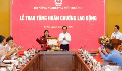 Tri ân hai Thứ trưởng Bộ Nông nghiệp và Môi trường