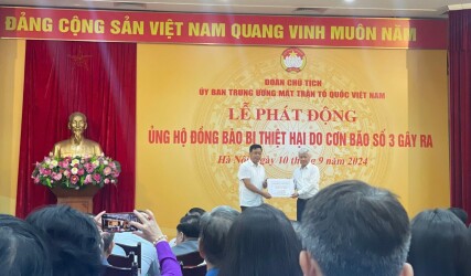 Bộ TN&MT ủng hộ đồng bào bị thiệt hại do cơn bão số 3 gây ra