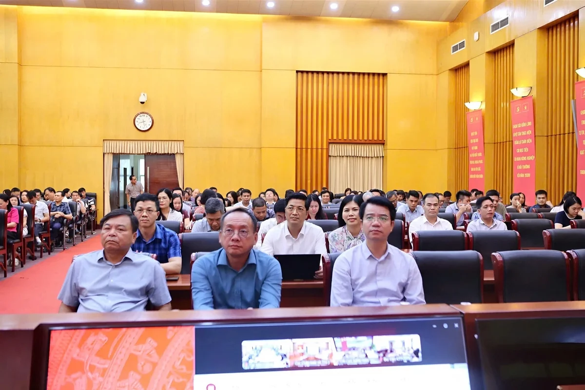 dang-bo-bo-nn-mt-tham-du-hoi-nghi-quan-triet-nghi-quyet-trung-uong-3-095957-435-101528.webp
