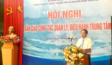 Hội nghị bàn giao công tác quản lý, điều hành Trung tâm Quy hoạch và Điều tra tài nguyên nước quốc gia