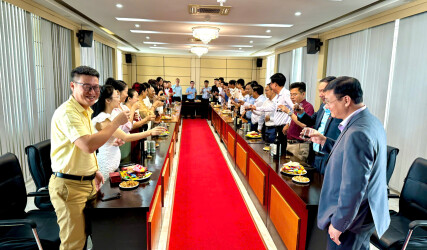 Liên đoàn Quy hoạch và Điều tra tài nguyên nước miền Trung gặp mặt đầu năm Xuân Bính Ngọ 2026